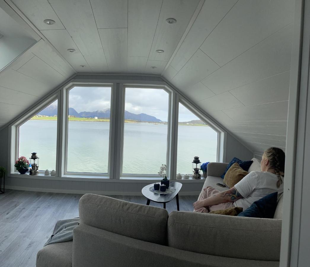 Luxurious Cabin By The Waterfront ليكنيز المظهر الخارجي الصورة